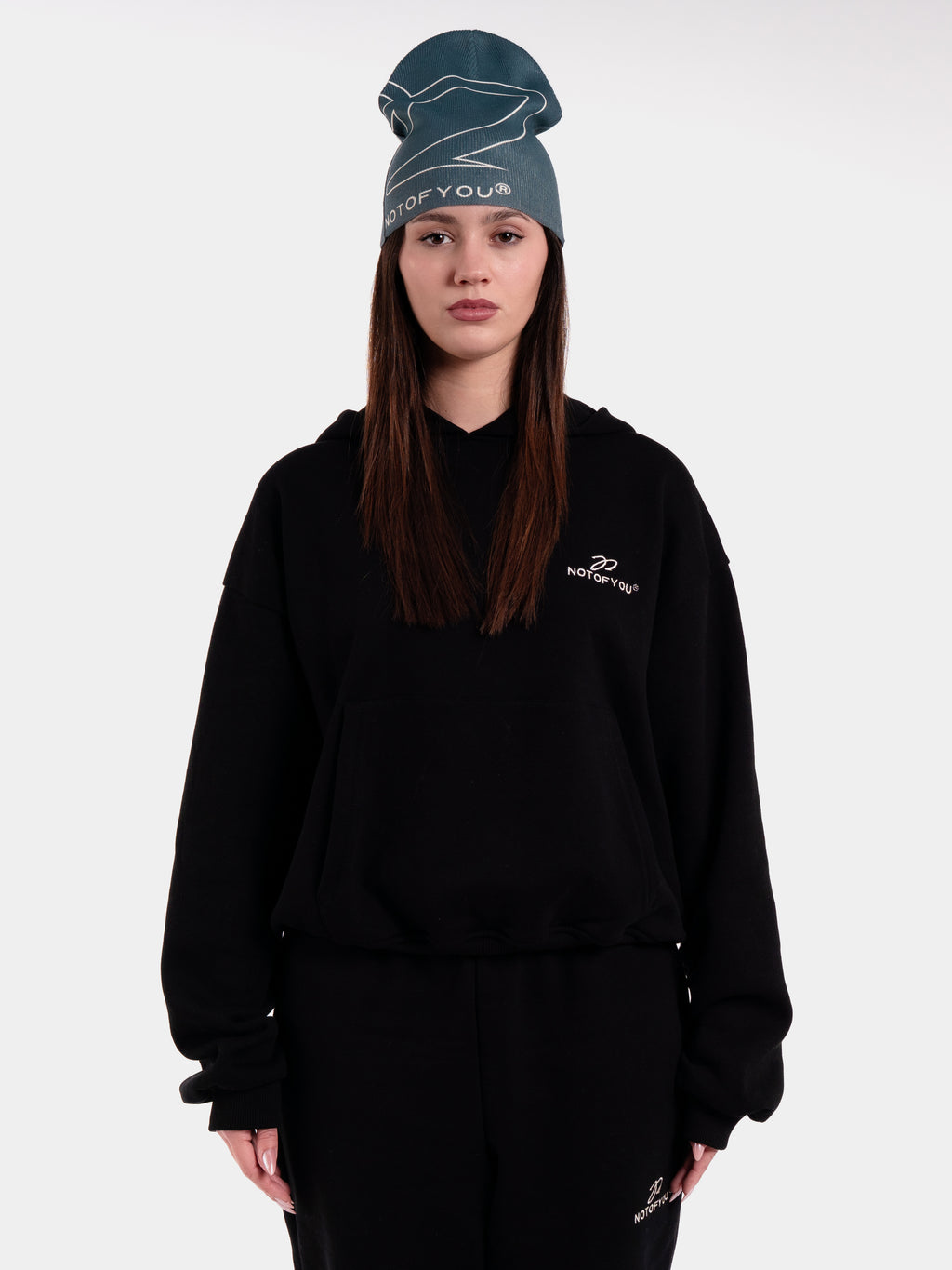 Essential, Beanie, "02"